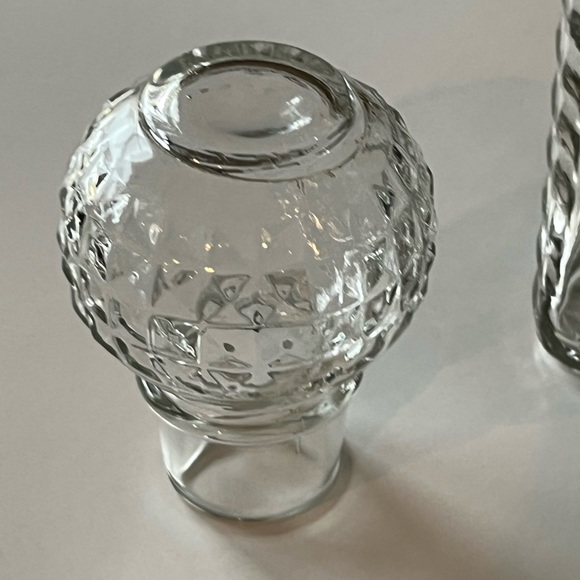 VTG Owens-Illinois Glass Company glass decanter, round intricate stopper - Picture 4 of 14